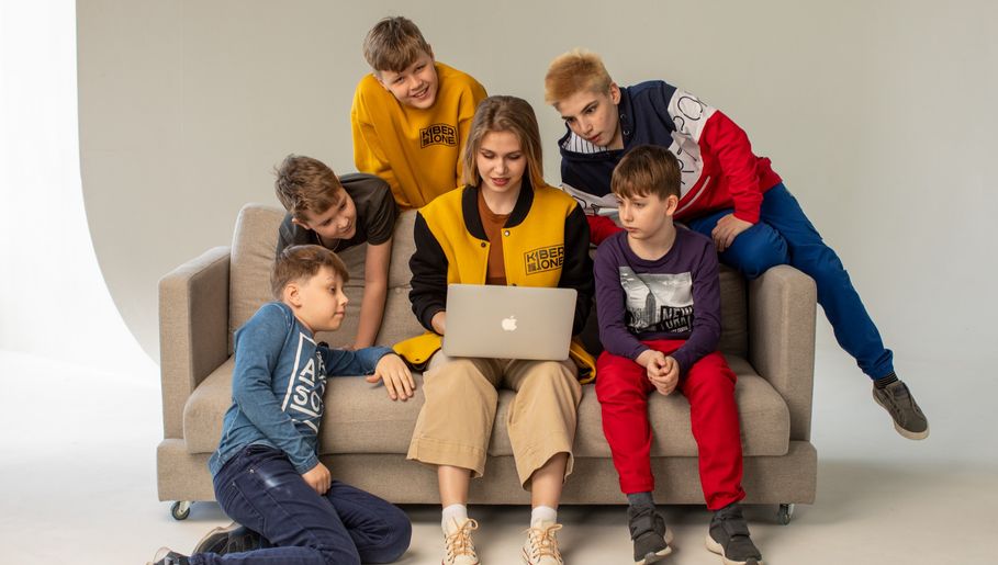 Интерьер KIBERone Хорошево (One International School)